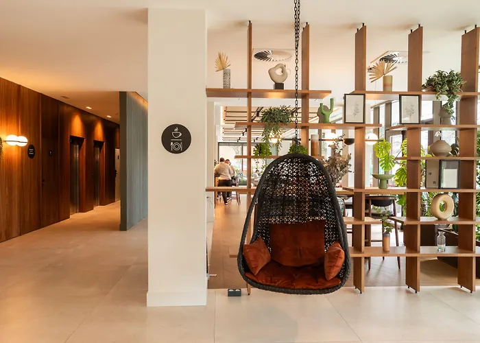 Leonardo فندق 3*