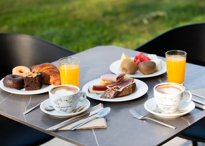 Leonardo 3* سان سيباستيان